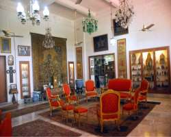The museum is equipped with almost 10,000 objects related to the modern era and also made of some precious materials like metal & stone also includes 